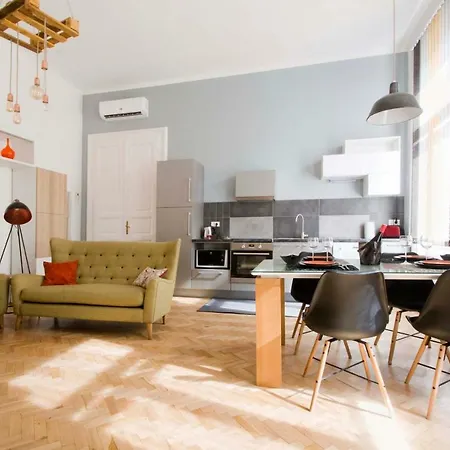 Andrassy Boulevard Budapest Extérieur photo